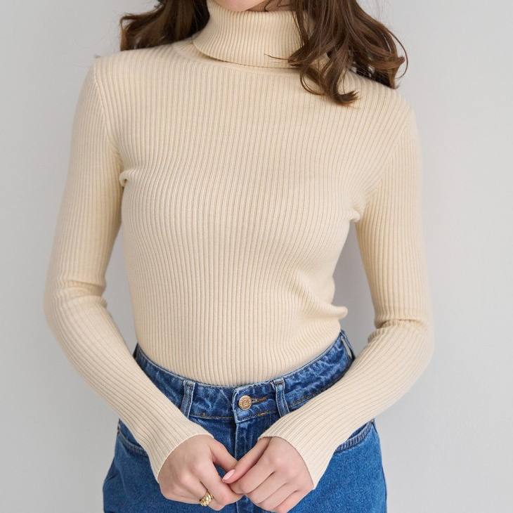 CHÉRIE - KNITTED TURTLENECK SWEATER