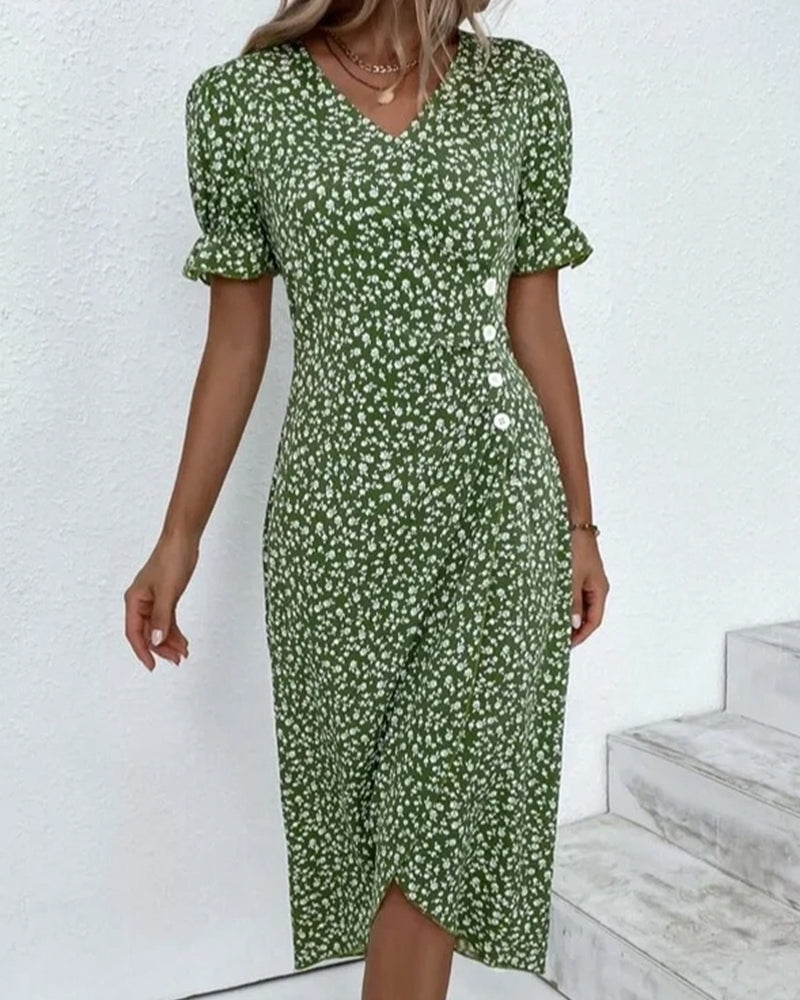 Kleid mit Blumenprint, kurzen Ärmeln und Knopfleiste - Heller Modus